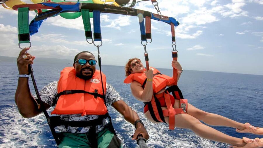 Montego Bay: Parasailing and Jet Ski Combo with Pickup - Getting picked up in Montego Bay (and why timing matters)