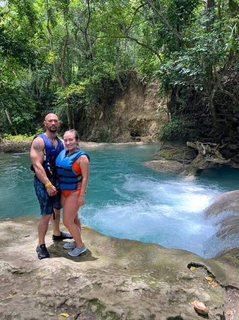 Montego Bay: Private Dunn's River Falls and Blue Hole Tour - When Service Feels Off: What to Confirm Before You Go