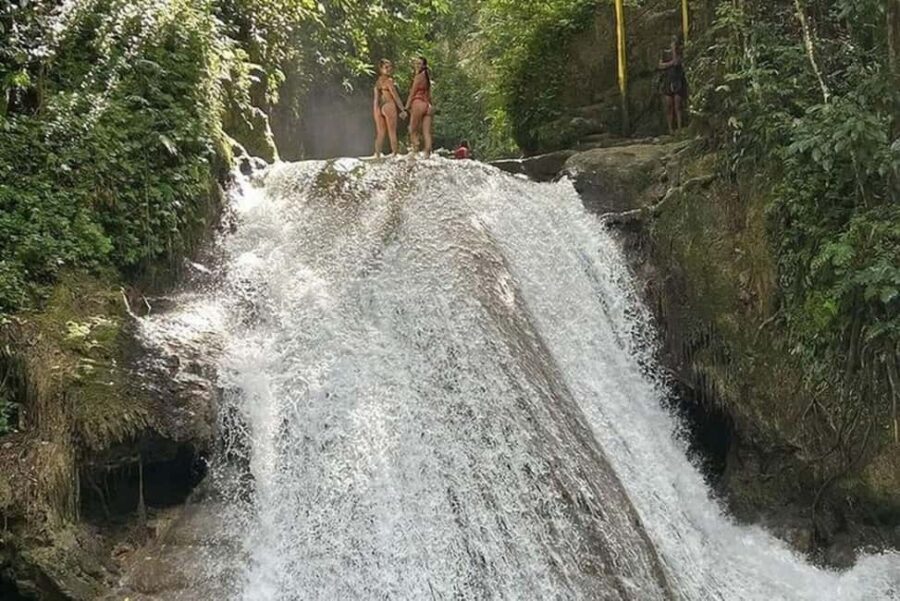 Montego Bay: Private Horseback Ride & Blue Hole Tour - Blue Hole and Secret Falls: water fun plus a cavey, photo-friendly vibe