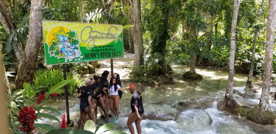 Montego Bay: River Rafting and Dunn's River Falls Day Trip - Dunn’s River Falls: A Limestone Climb With Real Choice