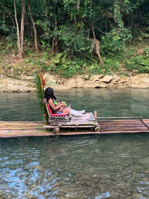 Montego Bay: River Rafting and Limestone Foot Massage - On the river: what the bamboo raft ride is really like