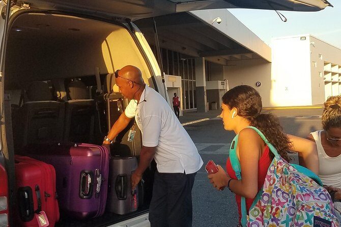 Montego Bay Round Trip Airport Transfers - Comfort on the Road: AC, Water, and Small Extras That Matter