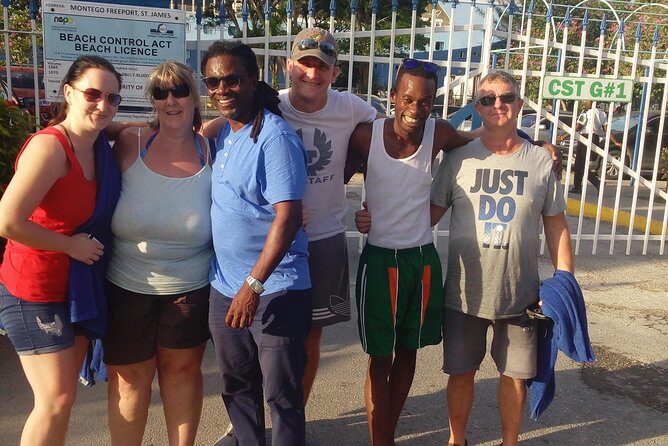 Montego Bay Scenic Tour - The Hip Strip and Tracks and Records: shopping with an easy rhythm