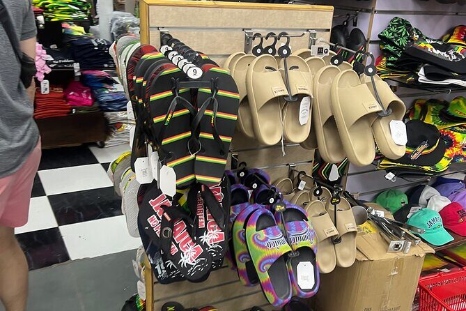 Montego Bay Sightseeing, Souvenir Shopping and local food hunt - Souvenir shopping that feels part of the trip