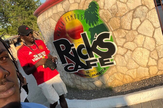Negril 7 Mile Beach and Ricks Cafe Tour - 7 Mile Beach: what 3 hours feels like on real sand