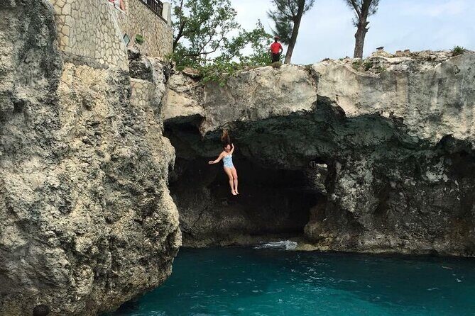 Negril Beach Break and Ricks Cafe - Montego Bay Cruise Port - From Montego Bay to Negril: the 50-mile beach run