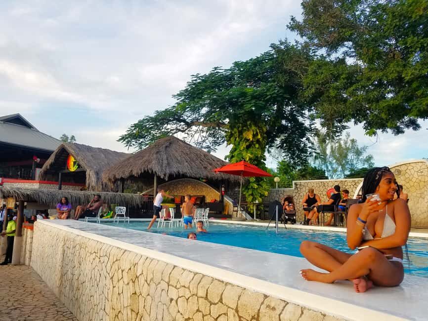 Negril Beach Experience & Rick's Cafe from Montego Bay - Seven miles of white sand: walking, swimming, and not overthinking it