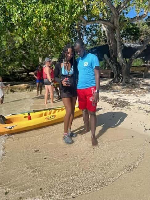 Negril: Booby Cay Island Picnic Tour with Snorkeling - Getting to Booby Cay: pickups that start your day
