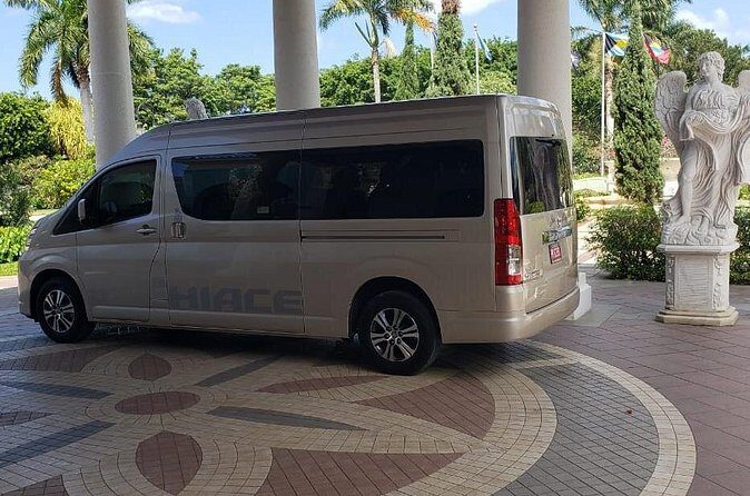 Negril Hotel Transfer To Montego Bay Airport - Return Trips Work the Same Way