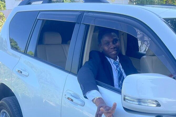 Negril Private Airport Transfer - Professional Driver Service: Friendliness Is Good, Reliability Is Better