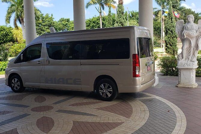 Negril Private Airport Transfers from Montego Bay Airport - One-way or round-trip: choosing the option that fits your trip rhythm