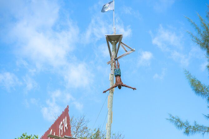 Negril PRIVATE CHARTER Catamaran (rate for 21 persons) - Pickup, meeting point, and transfers: keeping it simple