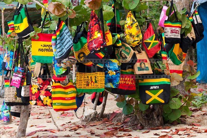 Negril Shopping And Rick's Café - Rick’s Cafe: Sunset Views, Music, and the 35-Foot Cliff Jump