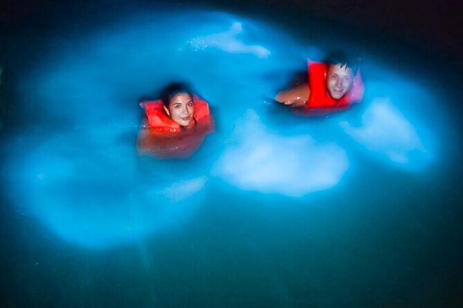 Night Tour-Luminating Blue Lagoon Waters - How long you’re out there: planning around the 1-hour experience