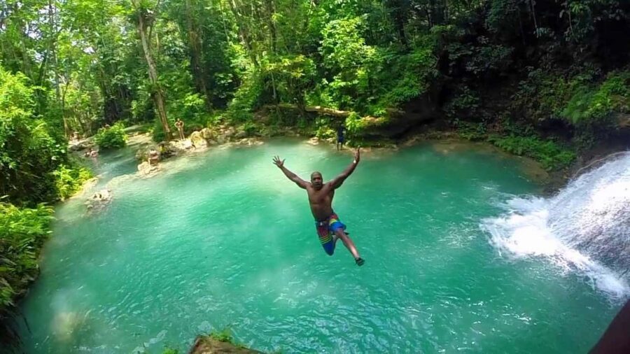 Ocho Rios: Blue Hole, Dunn’s River & Reggae Hill Guided Tour - Three Jamaican water stops in one guided day
