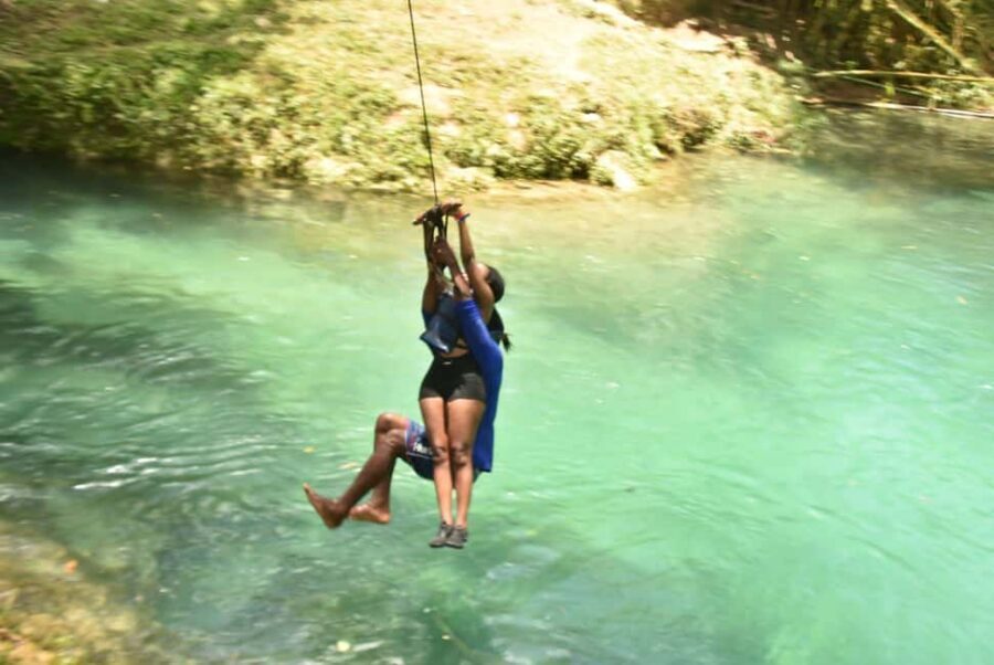 Ocho Rios: Dunn's River Falls and Blue Hole Combo Tour - Key things to know before you go