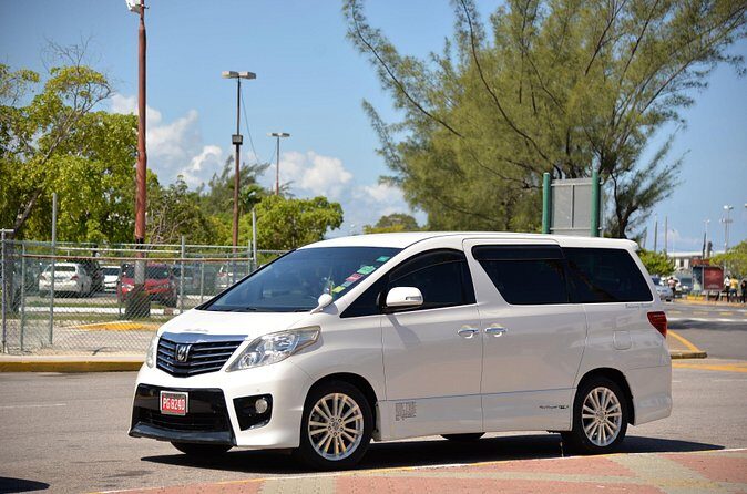 Ocho Rios Hotels Transfer Between Montego Bay Airport (MBJ) - Who This Transfer Is Best For (and When You Should Rethink It)