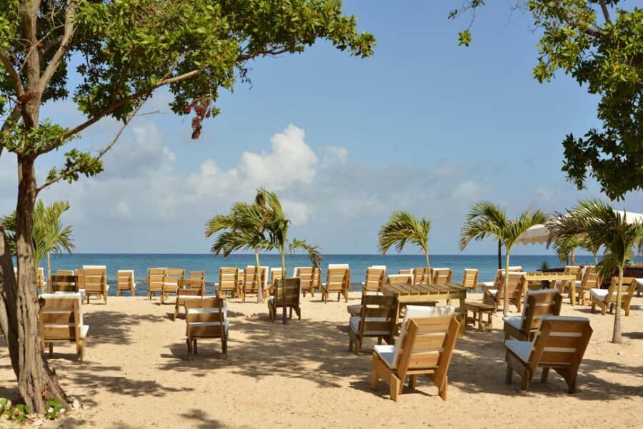 Ocho Rios: Jungle River Tubing & Bamboo Beach Club - FAQ