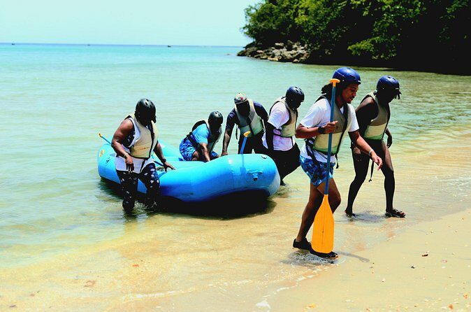 Ocho Rios Shore Excursion: River Rafting and Beach Adventure - The guide makes or breaks it: why Davian-type hosting matters