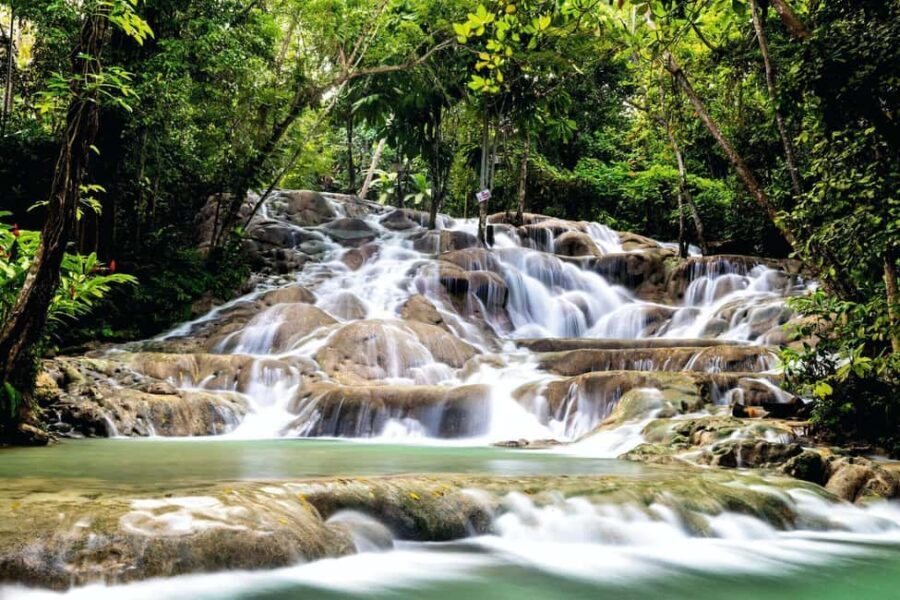 Ochos Rios: Full Day Dunn's River and Blue Hole with Lunch - The 8-hour rhythm: pickup to last swim stop