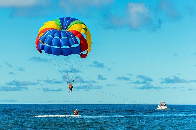 Parasailing & Jetski Water Activities in Montego Bay - How the Parasailing Works (And What It Feels Like)
