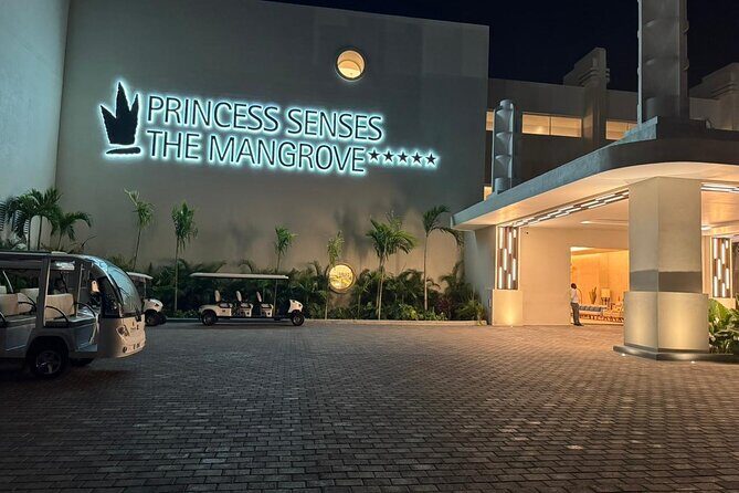 Princess Grand/Senses Mangrove Airport Transfer from Montego Bay - The 80-Minute Drive: Coastal Roads and Room to Breathe
