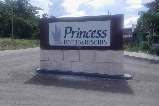 Princess Senses The Mangrove Airport Transfers - The 45-Minute Ride: Comfort, Privacy, and Real Life