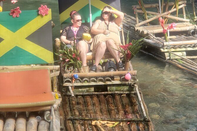 Private 1 Hour Bamboo River Rafting in Montego Bay - The foot massage moment: limestone mineral rocks in the water