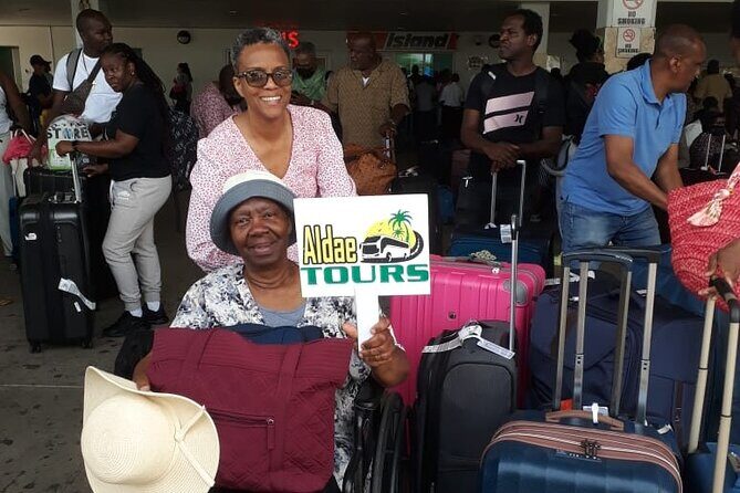 Private Airport Shuttle Taxi Service from MBJ to Montego Bay Area - Meeting at MBJ: how you’ll actually find your driver