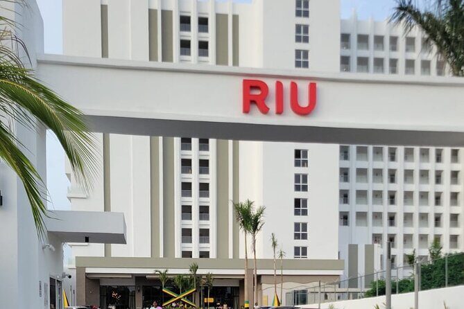 Private Airport Transfer Riu Aquarelle & Excellence Oyster Bay - Price and Value: Is $60 Per Group a Smart Deal?