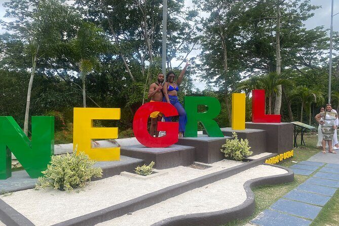 Private Airport Transfer to all resorts in Falmouth, Trelawny - Meeting your driver, and why Troy’s name comes up