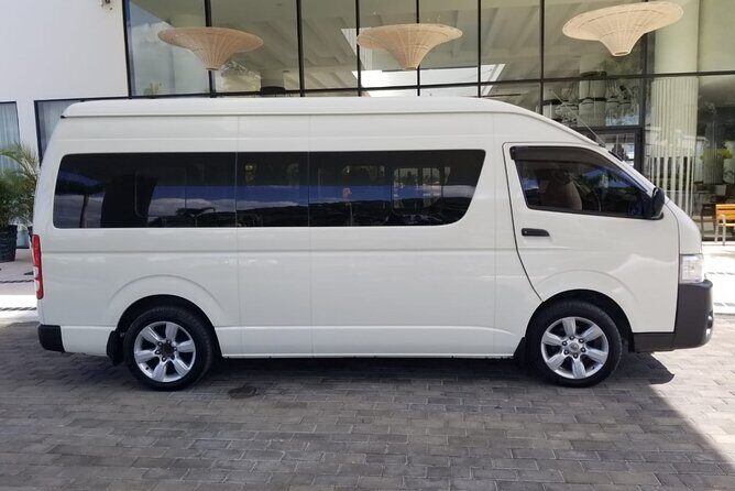 Private Airport Transfer to Jewel Grande Montego Bay Resort - Who This Transfer Fits Best