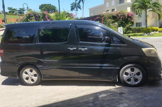 Private Airport Transfer to Jewel Paradise Cove Resort - The Drive Time and What It Means for Your Arrival Day