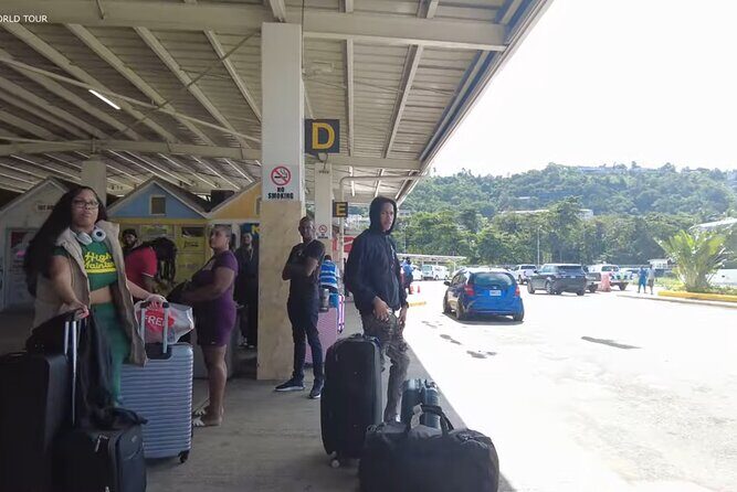 Private Airport Transfer's Departure & Arrival in & around MBJ - Round-trip flow: landing smooth, leaving even smoother