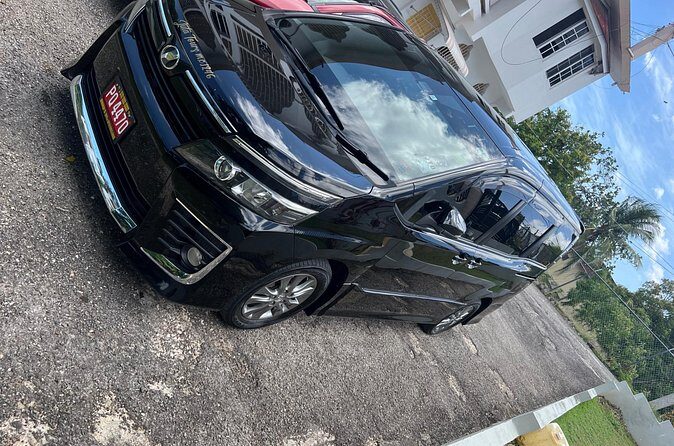Private Airport Transfers in Montego Bay - The direct ride: smooth, clean, and built for a quick start