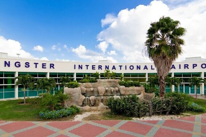Private Airport Transfers To Negril Hotels and Villas - Free drinks, bottled water, and WiFi that actually helps