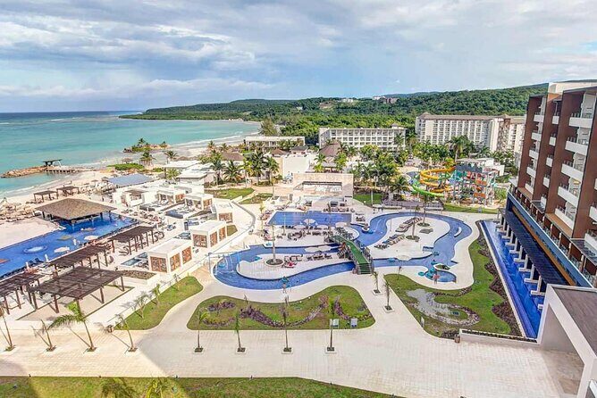 Private Airport Transfers to Royalton Blue Waters and White Sand - Key highlights at a glance