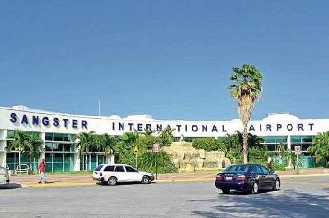 Private Arrival or Departure Transfer: Norman Manley Airport to Montego Bay - The Kingston-to-Montego Bay Drive: Comfort, Time, and Local Context