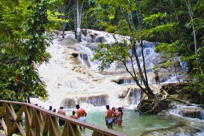 Private Combo Tour From Ocho Rios to Blue Hole and Dunn's River - Blue Hole in the hills: pools, caves, and rope swing fun