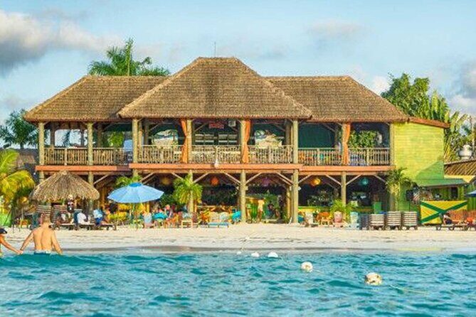 Private Customizable Transfer from Sangster Intl Airport - Negril - Price and Value for a Small Group (Up to 3 People)