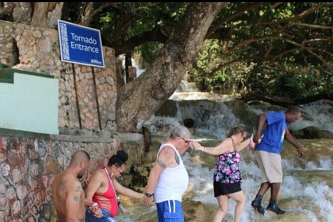 Private Dunn's River Falls and Tubing Tour From Ocho Rios - Private Transportation and Pickup: Less Hassle, More Day