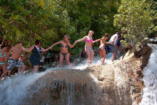 Private Dunn's River Falls from Ocho Rios - Dunn’s River Falls from Ocho Rios: why it’s the obvious stop