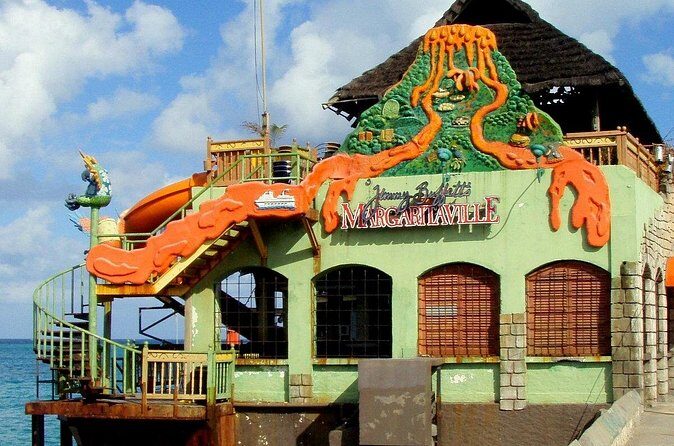 Private Guided 2-Hour Tour in Montego Bay - Montego Craft Market: handmade shopping with breathing room