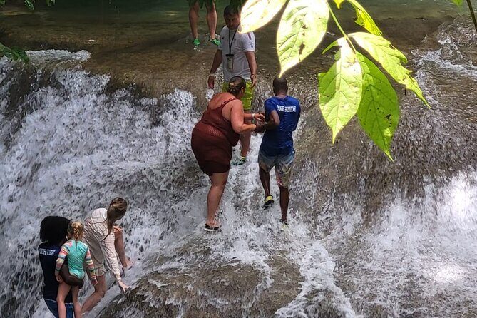 Private Half Day Tour at Benta Falls - Getting to Benta River Falls: what 70 minutes each way feels like