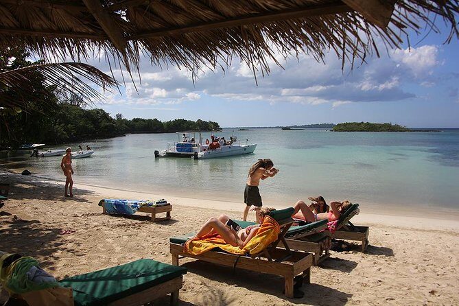 Private Half Moon Beach Tour from Montego Bay - Half Moon Beach: the calm you came for