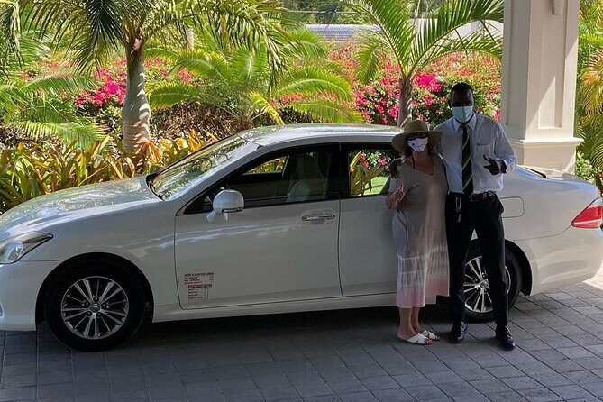 Private Montego Bay Airport Transfer to Negril Hotels - Photo Stops, Shopping Breaks, and Lunch on Your Own Schedule