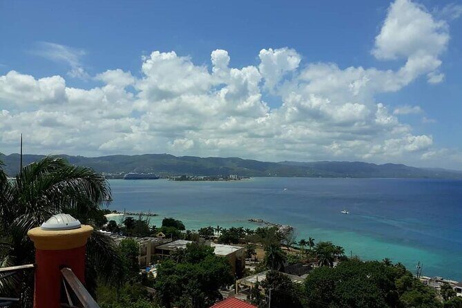Private Montego Bay Highlights Tour - Residential Communities Like Ironshore: Seeing Everyday Jamaica