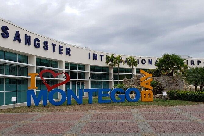 Private Montego Bay Jamaica Airport Transfer to Montego Bay Hotel - Price and value: $30 per person, private comfort included