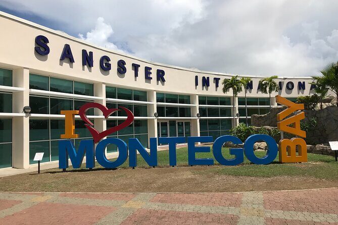 Private Montego Bay Jamaica Airport Transfer to Montego Bay Hotel - When weather hits: the service adapts