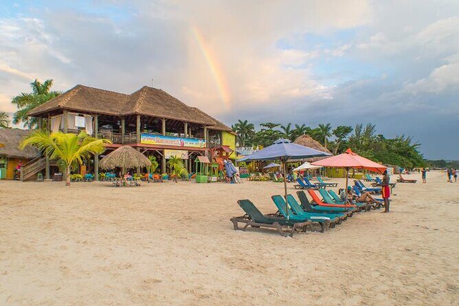 Private Negril Beach and Rick's Café from Montego Bay - Rick’s Café: live reggae, sunset timing, and watching the cliff-jumper show